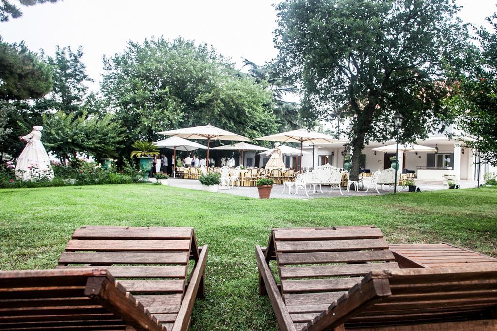 Villa Strampelli Pomezia Exterior photo