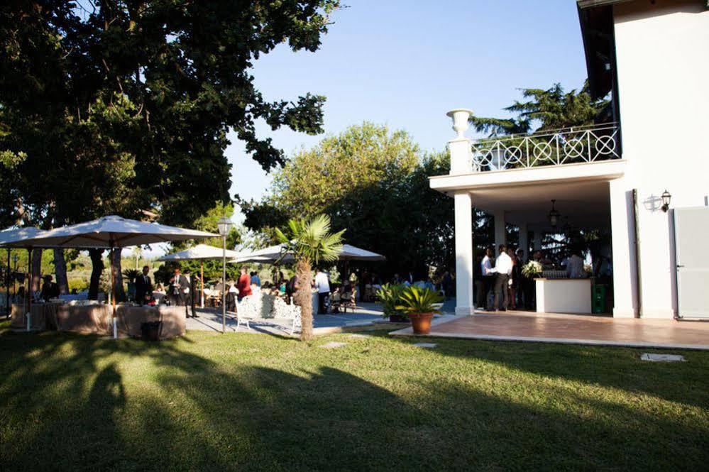 Villa Strampelli Pomezia Exterior photo